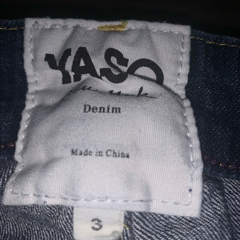 Jeans - Picture 2 of 2